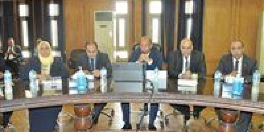 عميد
      قصر
      العيني:
      تفعيل
      دراسة
      ... - بلس 48
