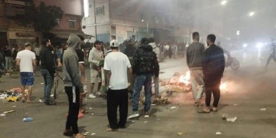 ‪
      الدرك
      يستعمل
      الرصاص
      في
      القليعة - بلس 48