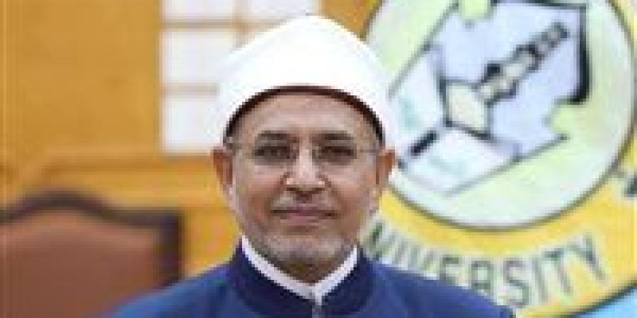 رئيس
      جامعة
      الأزهر
      يوجه
      بقبول
      ... - بلس 48