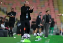 رغم الخسارة دونيس يمنح لاعبي المنتخب السعودي مكافأة بعد مواجهة الإكوادور