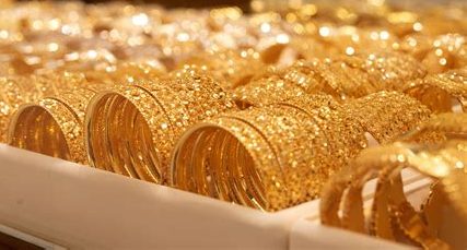 سعر الدولار في البنوك اليوم الجمعة 15 مايو 2026 تحديث فوري للمستثمرين وفتح الآفاق الاقتصادية