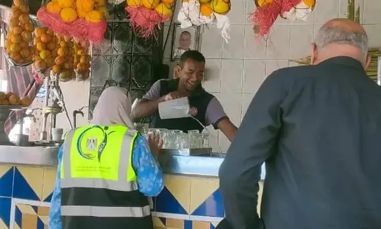 سحب عينات من عصير القصب وتحرير مخالفات تموينية خلال حملة مكبرة بالأقصر