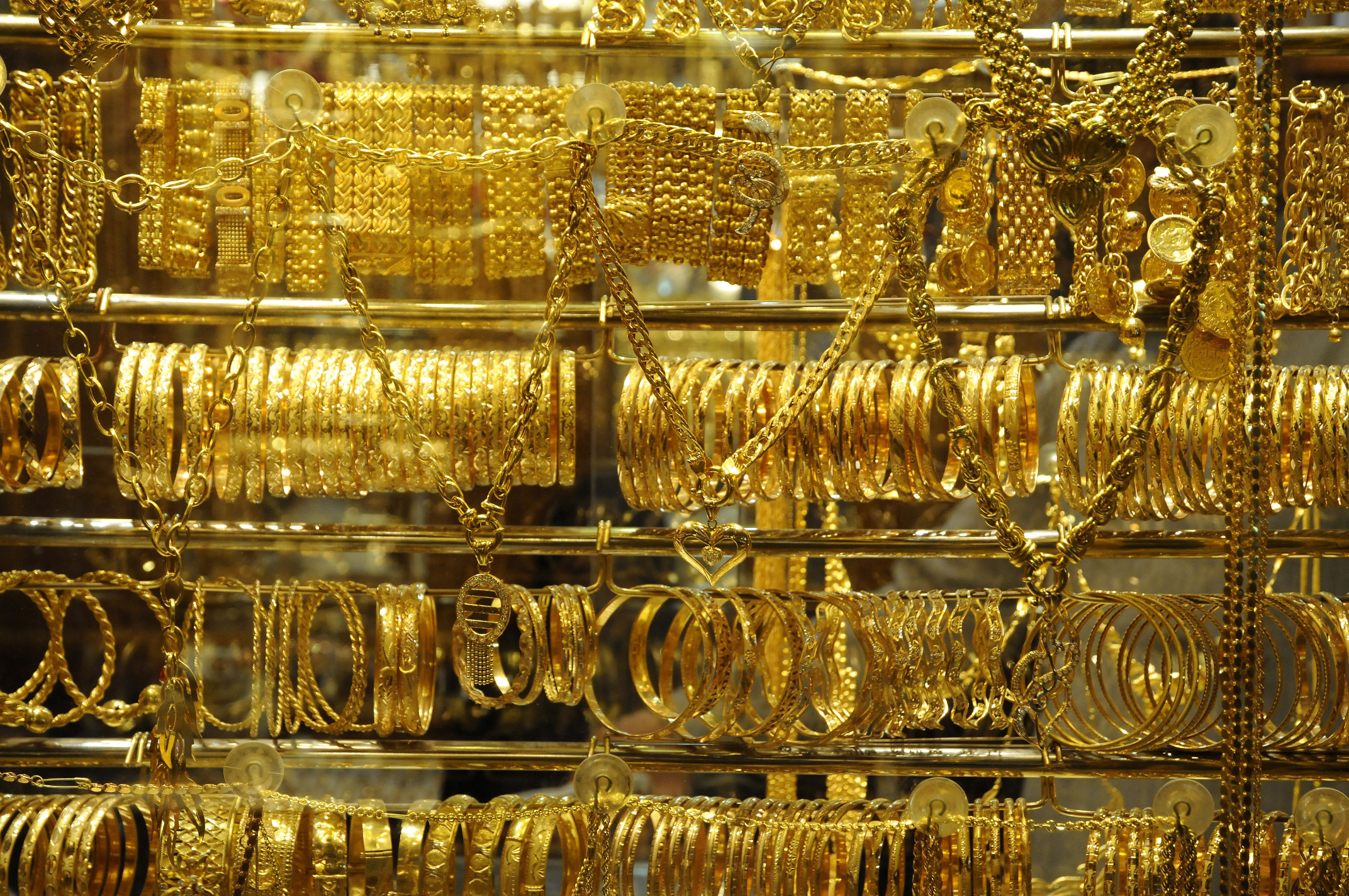 سعر الذهب اليوم في مصر.. وعيار 24 يسجل 7171 جنيها
