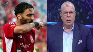 أحمد شوبير يطالب إدارة الأهلي بتجديد عقد حسين الشحات لالتزامه وانضباطه المثالي