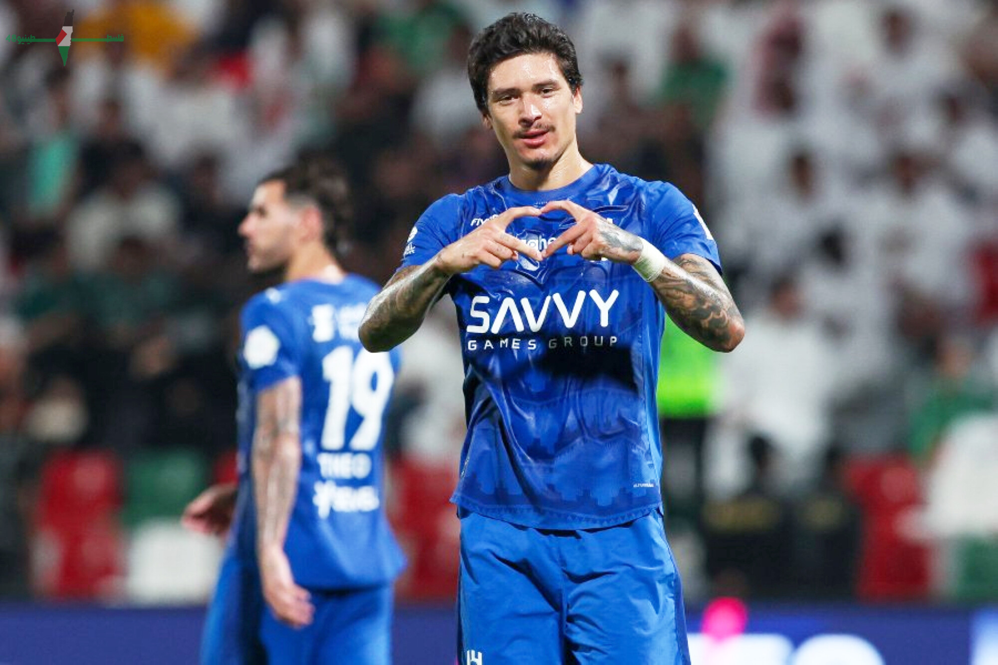 برشلونة ينتظر قرار مهاجم الهلال لتعزيز صفوفه في فترة الانتقالات