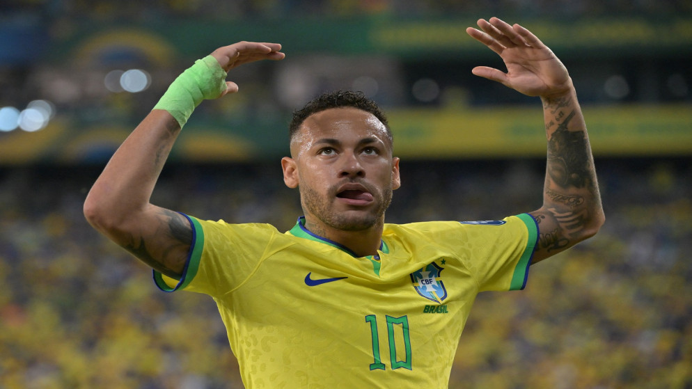 جو 24 : كابوس الإصابات يطارد نيمار ويهدد ظهوره في مونديال البرازيل