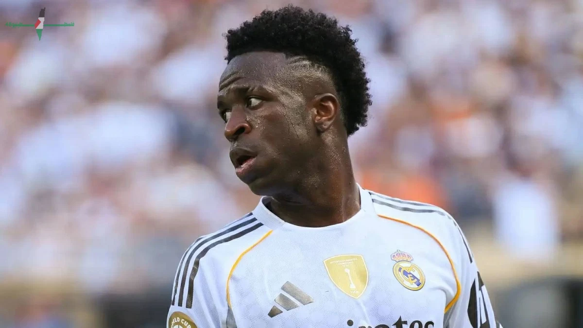 ريال مدريد يعلن عن قرار جديد بشأن مستقبل نجم الفريق فينيسيوس في موسم القادم