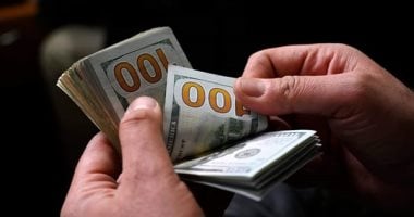 سعر الدولار في ثاني أيام عيد الأضحى يشهد تغيرات مهمة وتأثيرات على السوق المحلية
