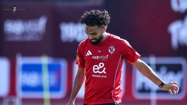 عبدالجليل يطالب إدارة النادي الأهلي بمنح حسين الشحات تقديراً مالياً يليق بمجهوداته الكبيرة مع الفريق