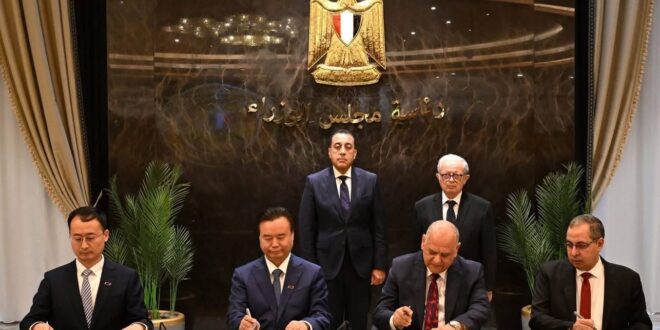 مصر: توقيع وثيقة الشراكة الاستراتيجية بين شركة النصر لصناعة السيارات ومجموعة فاو كار الصينية - شبكة فلسطين للأنباء
