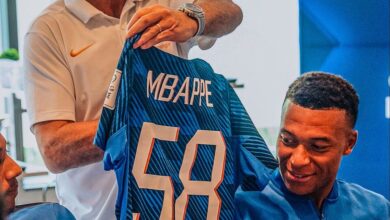 من ديشامب.. قميص تذكاري لمبابي