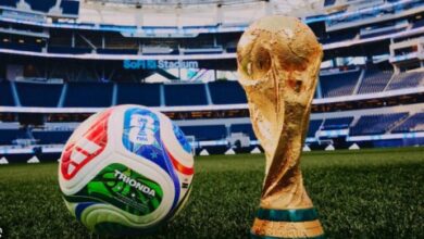 مَن حاول اقتحام وتهديد مباراة افتتاح كأس العالم؟ وهل سيكون المونديال “أسوأ” نسخة بالتاريخ؟.. “لابوبو” الصيني حضر وشاكيرا “بديلة”؟.. أمريكا تُهين لاعب العراق وتفتيش للسنغال “على رصيف”!