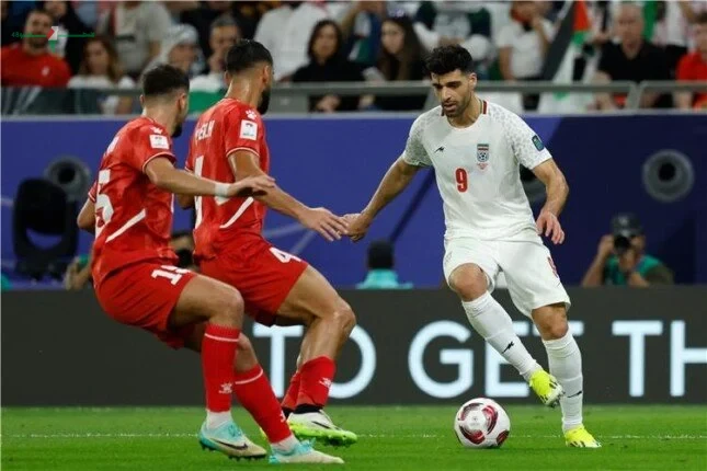 نجم إيران يوجه رسالة لأمريكا قبل كأس العالم 2026 بأن السياسة لا مكان لها في الملاعب