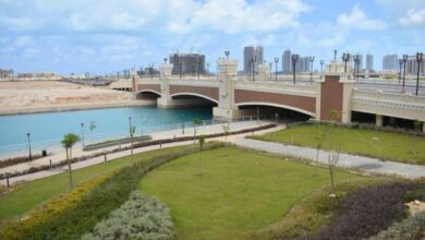 وزيرة الإسكان تتابع موقف تنفيذ أبراج مارينا العلمين والحي اللاتيني