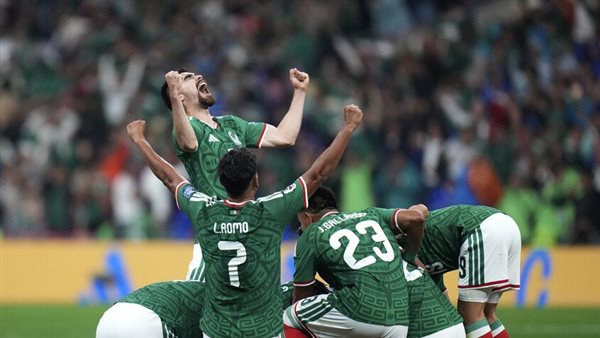 المكسيك ينهي عقدة تاريخية بعد تخطي الإكوادور في كأس العالم
