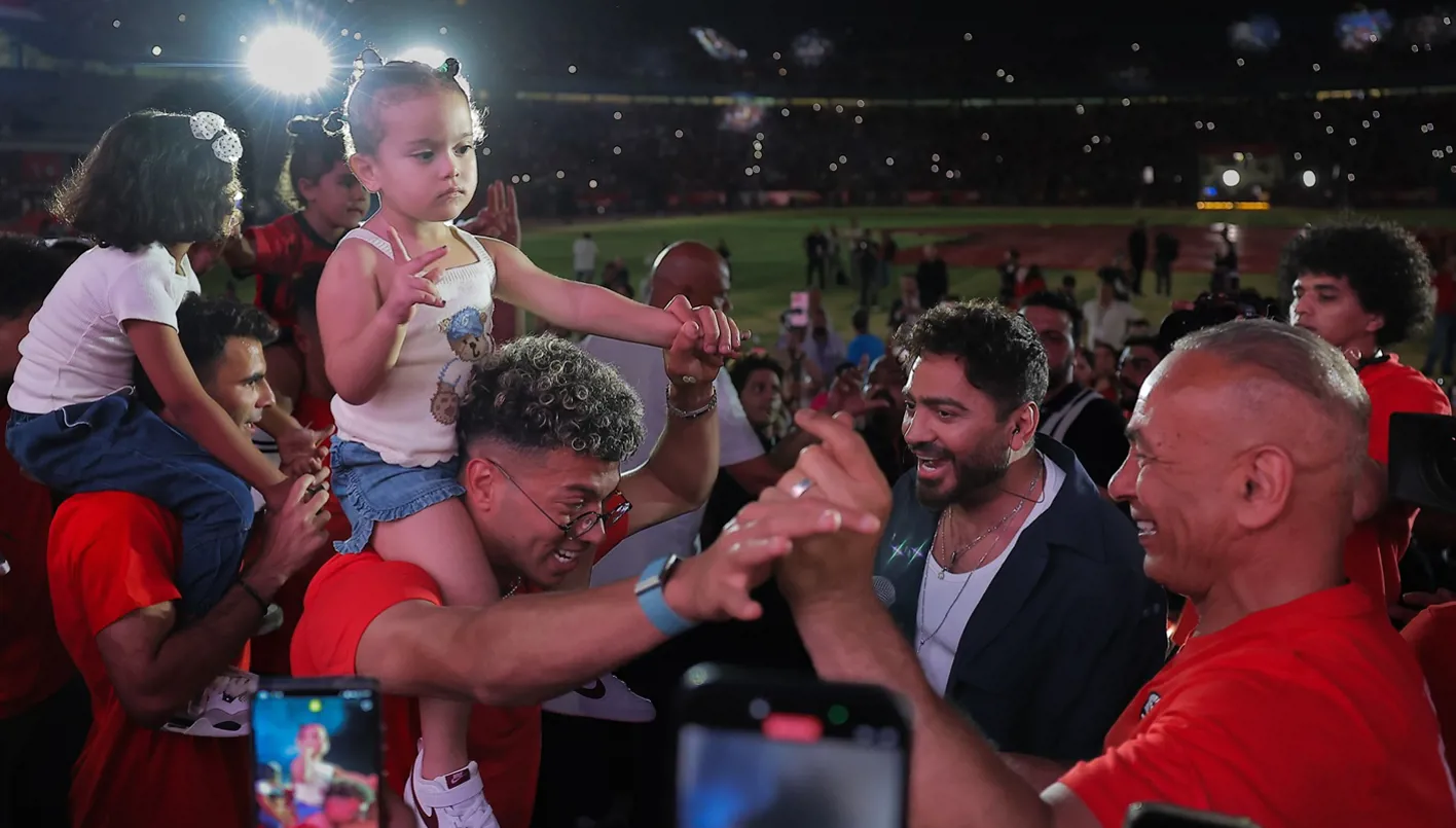 تامر حسني يفتتح احتفالية 100 مليون شكراً لتكريم منتخب مصر