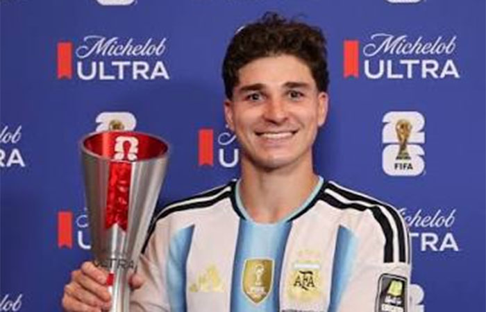جوليان ألفاريز يحصد جائزة رجل مباراة الأرجنتين وسويسرا في كأس العالم 2026