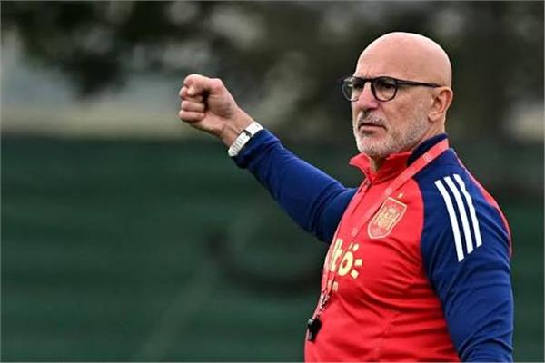دي لا فوينتي: ما قدمناه لا يكفي للفوز بكأس العالم.. ورونالدو أحد الأفضل في التاريخ