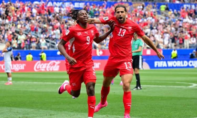 منتخب سويسرا يفتقد مانزامبي أمام الأرجنتين بسبب الاصابة